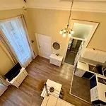 Orangehomes Peaceful Next To Market Hall شقة
